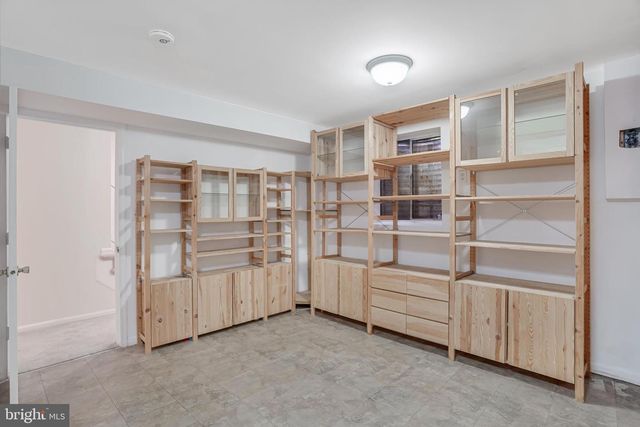 8301 FORRESTER BLVD, Springfield, VA 22152