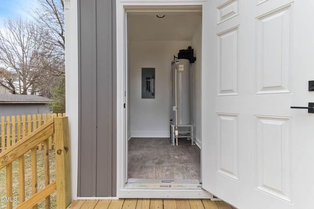 2324 Radiance Drive, Burlington, NC 27215