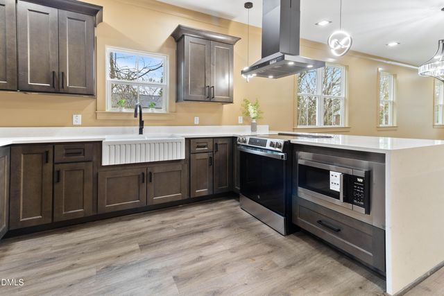 2324 Radiance Drive, Burlington, NC 27215