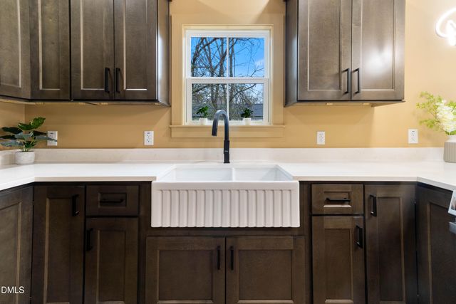 2324 Radiance Drive, Burlington, NC 27215