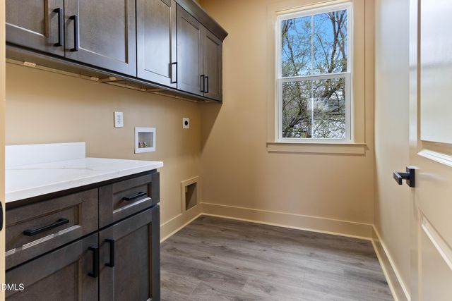 2324 Radiance Drive, Burlington, NC 27215