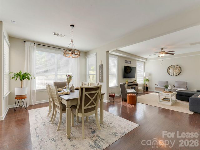 7121 Toxaway Lane, Charlotte, NC 28269