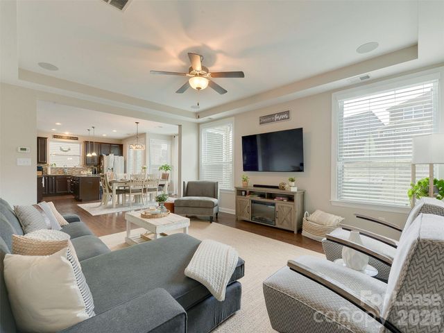 7121 Toxaway Lane, Charlotte, NC 28269