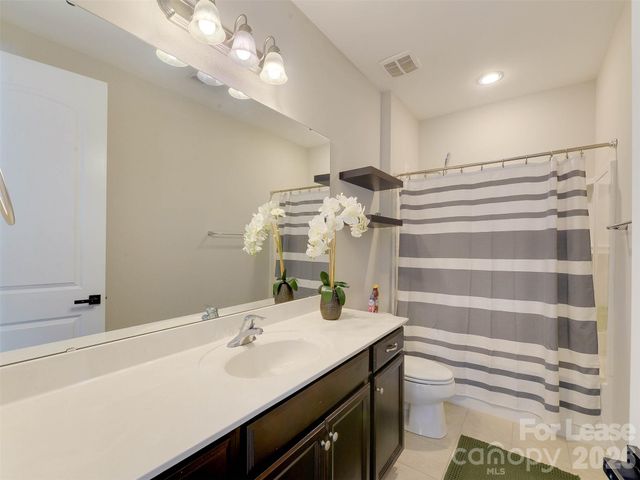 7121 Toxaway Lane, Charlotte, NC 28269