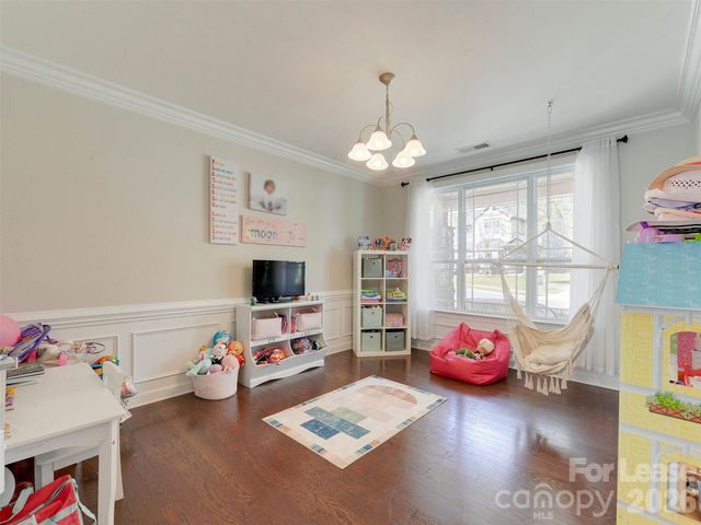 7121 Toxaway Lane, Charlotte, NC 28269