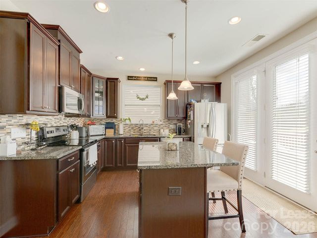 7121 Toxaway Lane, Charlotte, NC 28269