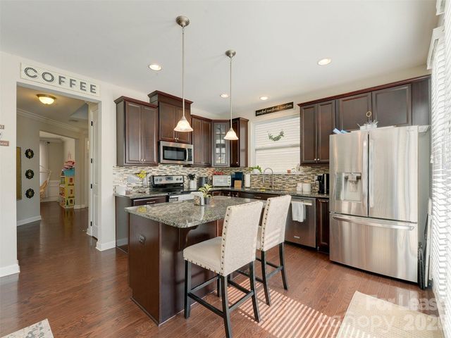 7121 Toxaway Lane, Charlotte, NC 28269