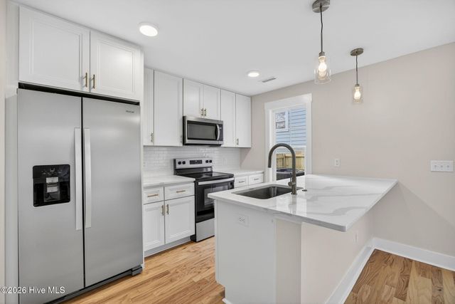 703 N 11th Street, Wilmington, NC 28401