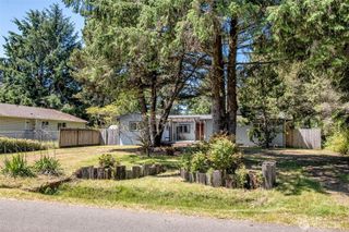 457 Centaurus Avenue SW, Ocean Shores, WA 98569