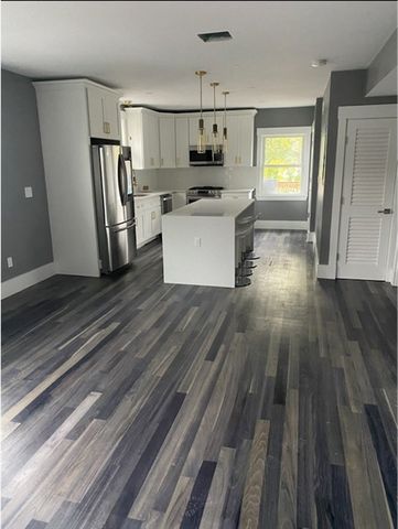 19 Harrison St 2, Boston, MA 02446