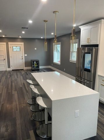 19 Harrison St 2, Boston, MA 02446