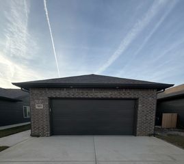 5021 N Fairmount Ave, Wichita, KS 67220