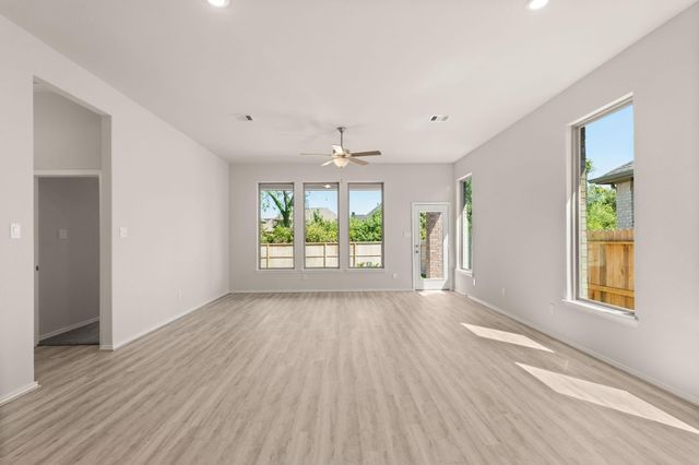 1942 Waters Branch Drive, Missouri City, TX 77459