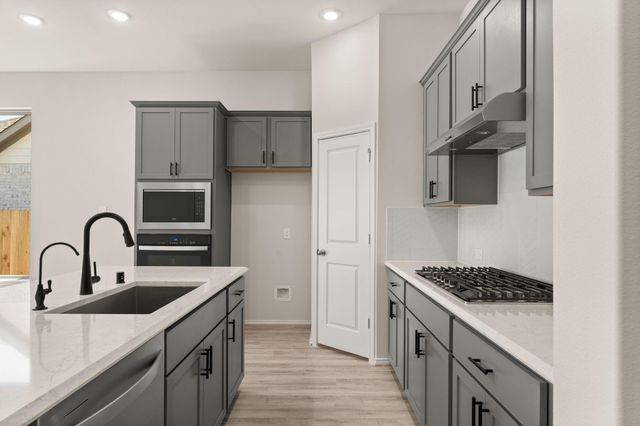 1942 Waters Branch Drive, Missouri City, TX 77459