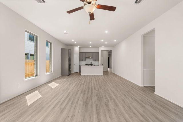 1942 Waters Branch Drive, Missouri City, TX 77459