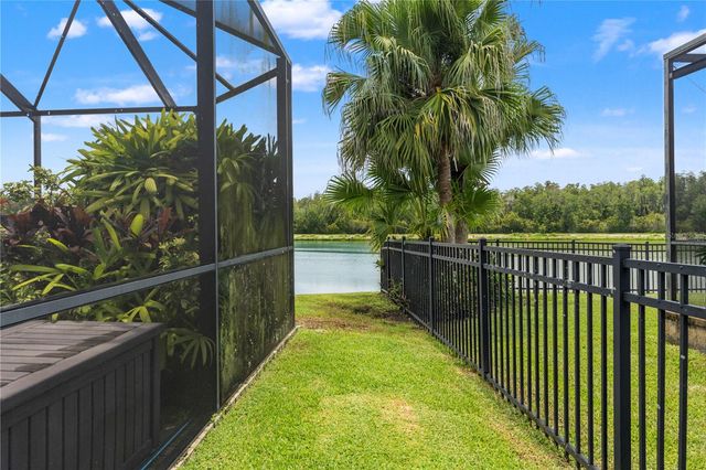 19304 YELLOW CLOVER DRIVE, Tampa, FL 33647