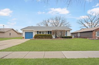 184 S Circle Avenue, Bloomingdale, IL 60108