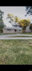 30050 Pleasant Trail, Southfield, MI 48076