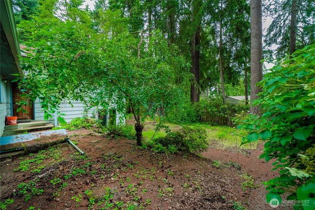 16030 33rd Avenue NE, Lake Forest Park, WA 98155