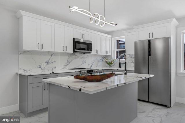 1552 MOHICAN ST, Philadelphia, PA 19138