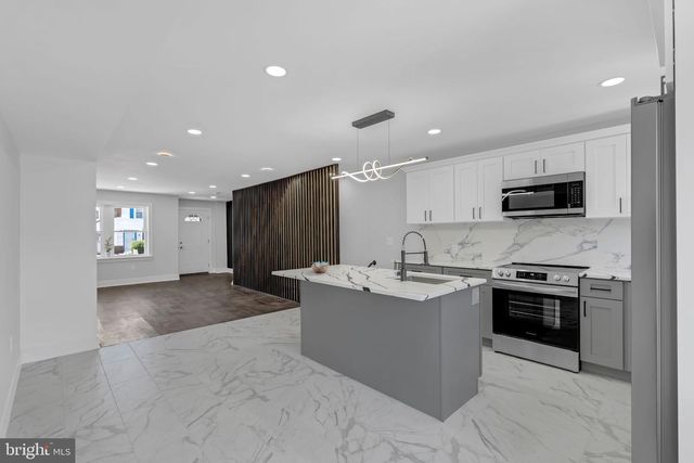 1552 MOHICAN ST, Philadelphia, PA 19138