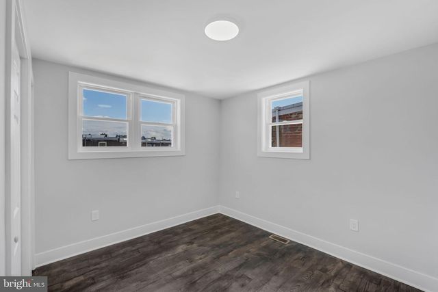 1552 MOHICAN ST, Philadelphia, PA 19138