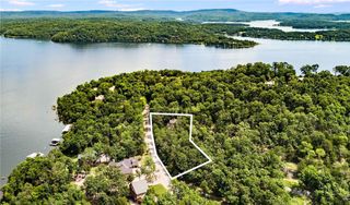 8394 Admiral Nimitz Drive, Rogers, AR 72756