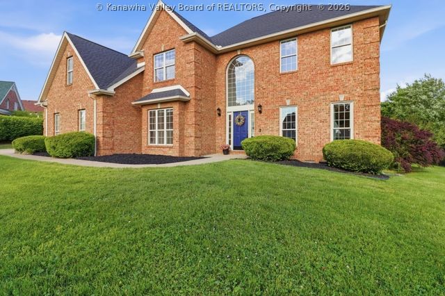 2006 Salisbury Way, Hurricane, WV 25526