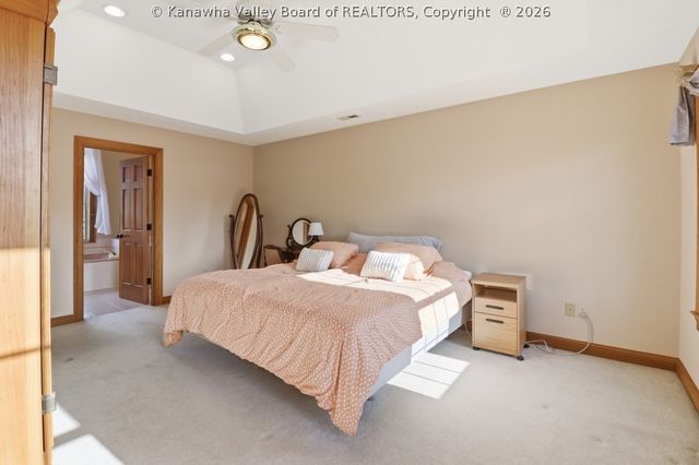 2006 Salisbury Way, Hurricane, WV 25526