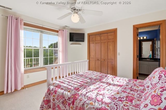 2006 Salisbury Way, Hurricane, WV 25526