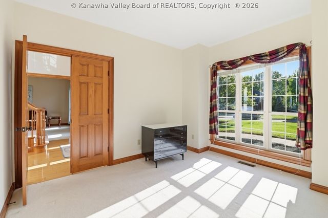2006 Salisbury Way, Hurricane, WV 25526