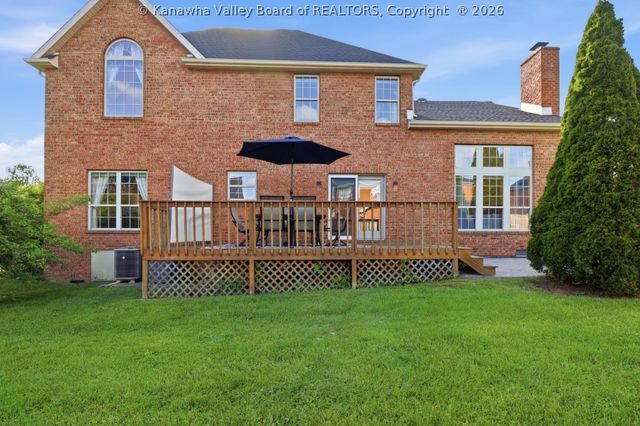 2006 Salisbury Way, Hurricane, WV 25526