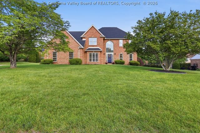 2006 Salisbury Way, Hurricane, WV 25526