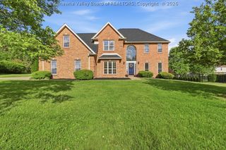 2006 Salisbury Way, Hurricane, WV 25526