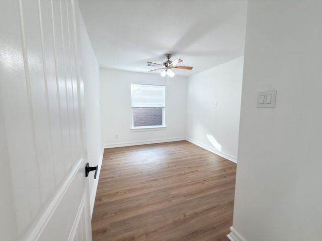 3819 Bear Creek Meadows Lane, Houston, TX 77043