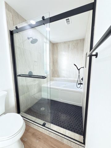 3819 Bear Creek Meadows Lane, Houston, TX 77043