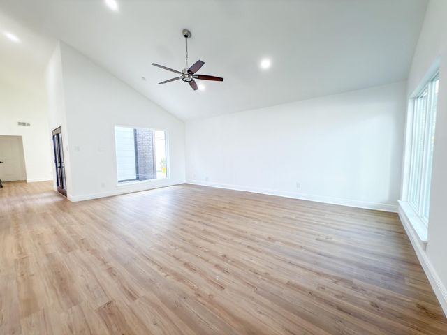 3819 Bear Creek Meadows Lane, Houston, TX 77043