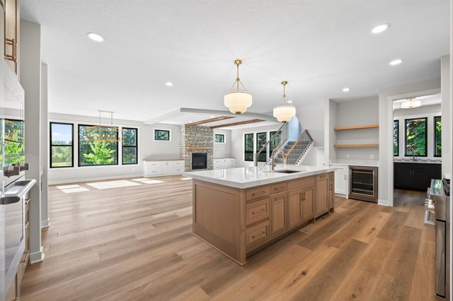 18393 56th Court N, Plymouth, MN 55446
