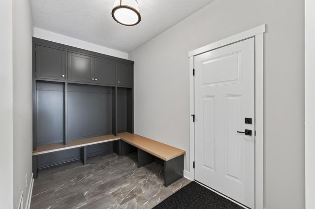 18393 56th Court N, Plymouth, MN 55446