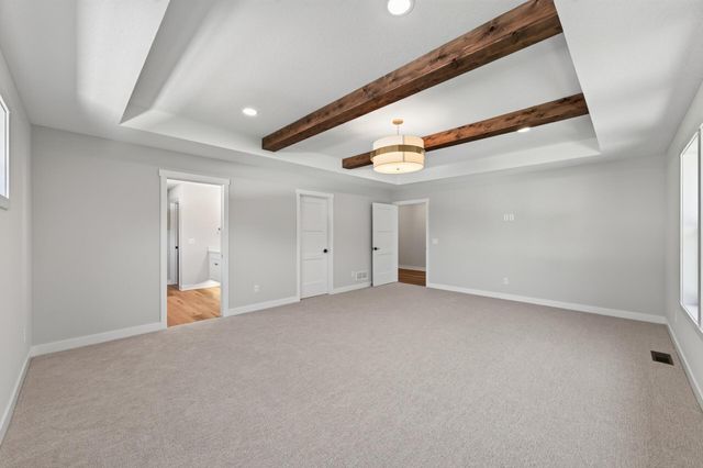 18393 56th Court N, Plymouth, MN 55446
