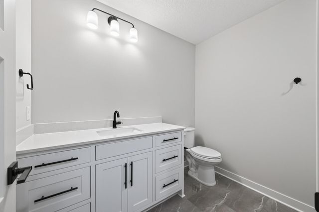 18393 56th Court N, Plymouth, MN 55446