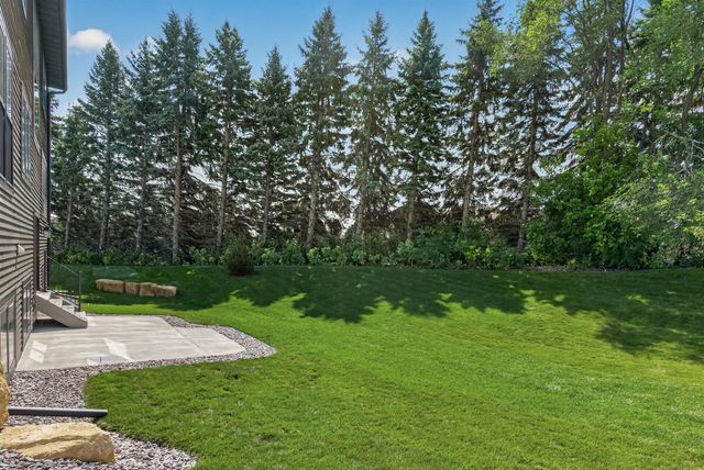 18393 56th Court N, Plymouth, MN 55446