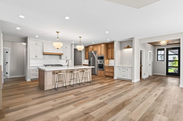 18393 56th Court N, Plymouth, MN 55446
