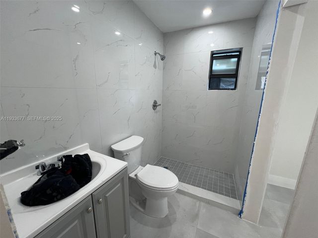 2169 NW Flagler Ter, Miami, FL 33125