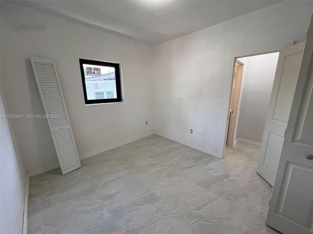 2169 NW Flagler Ter, Miami, FL 33125