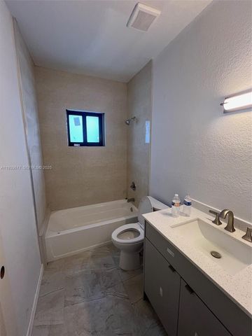 2169 NW Flagler Ter, Miami, FL 33125