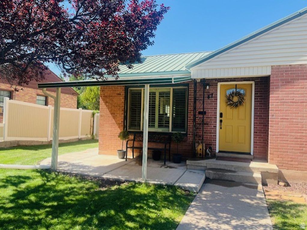 Image 19 of property listing at 47 N 1050 W, Cedar City, UT 84720