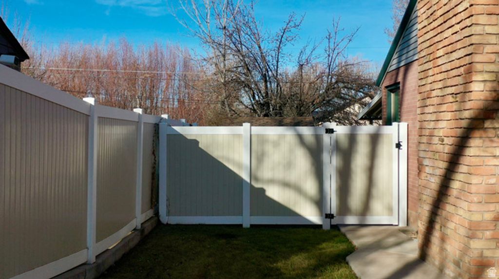 Image 10 of property listing at 47 N 1050 W, Cedar City, UT 84720
