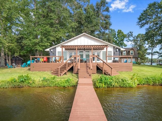 282 Island Drive, Murchison, TX 75778