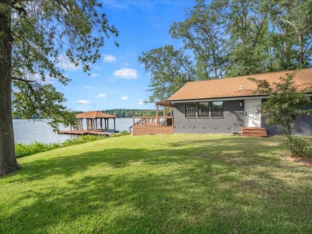 282 Island Drive, Murchison, TX 75778